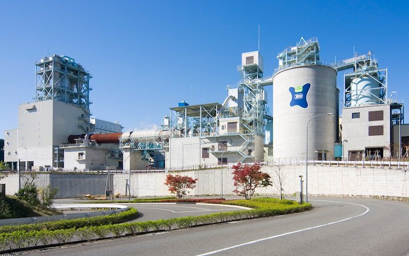東京たまエコセメント化施設全景