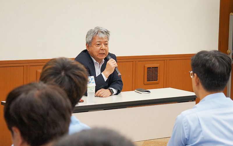 松井専務 in 埼玉工場