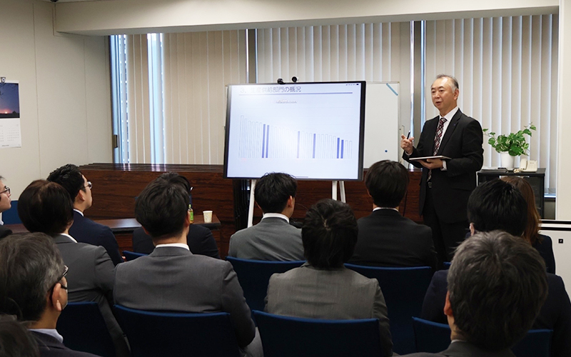 川辺常務 in 関西四国支店（関西）