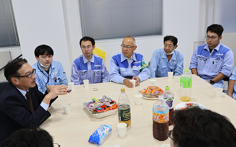 深見副社長 in 上磯工場