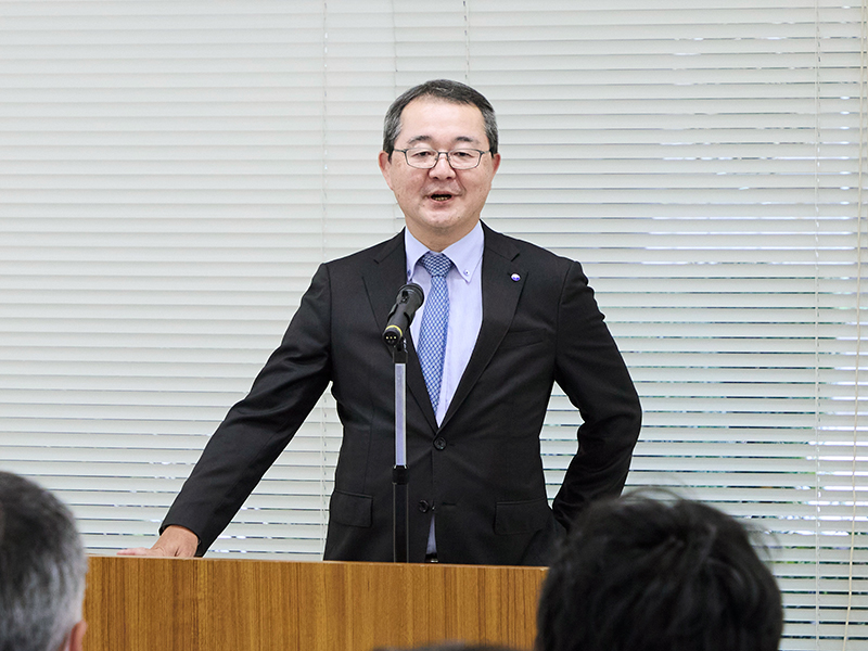Managing Executive Officer Murakami in the Kumagaya Plant