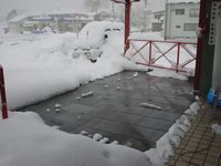 Ductal snowmelt panels (Niigata)